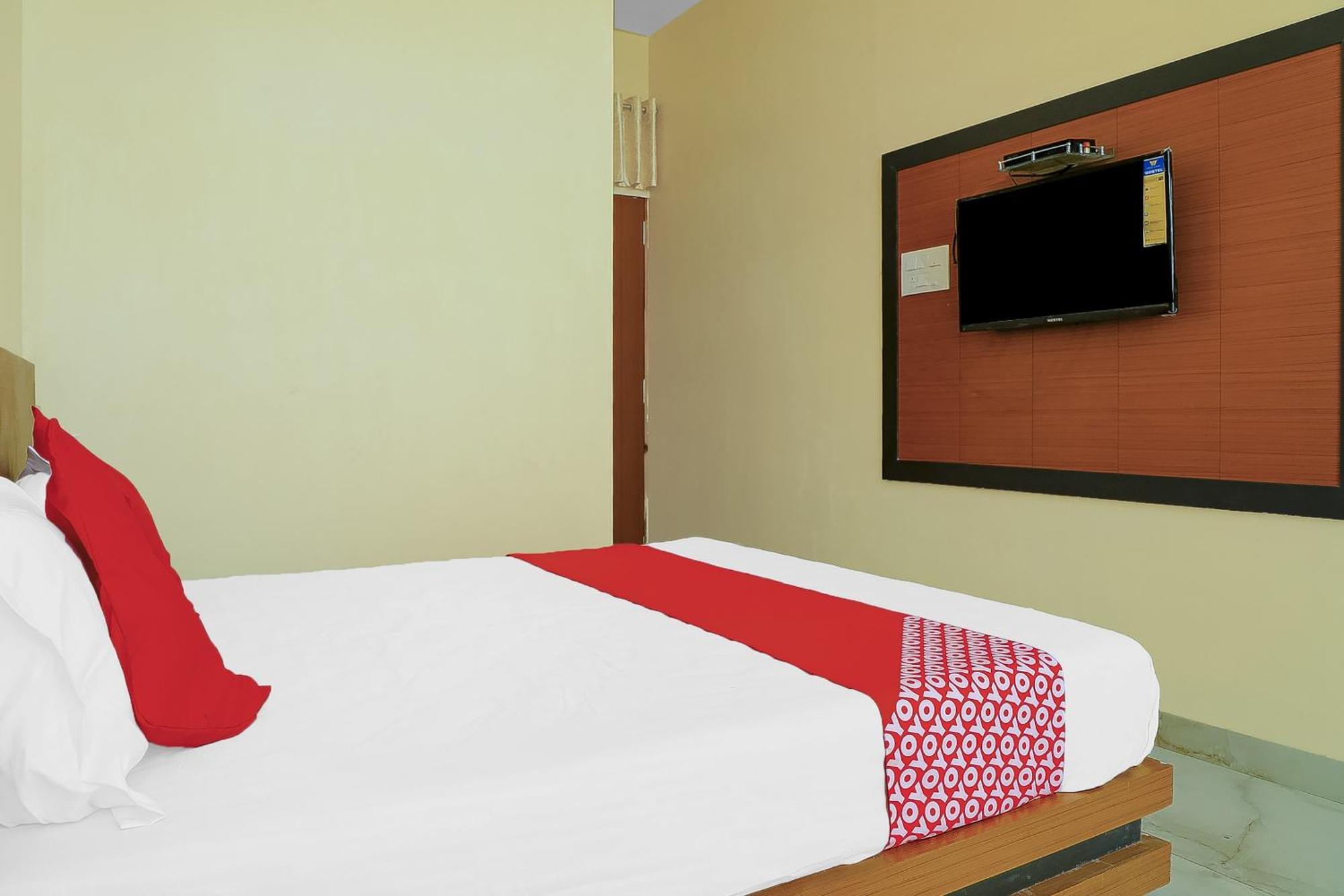 Oyo Hotel Shree Krishna Inn Rooms Surat Luaran gambar